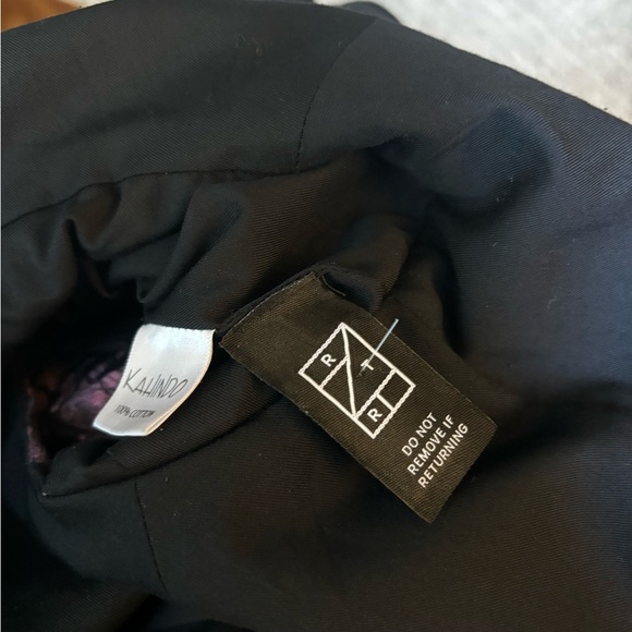 Elegant Black and Pink Floral Mini Dress - Picture 6 of 7